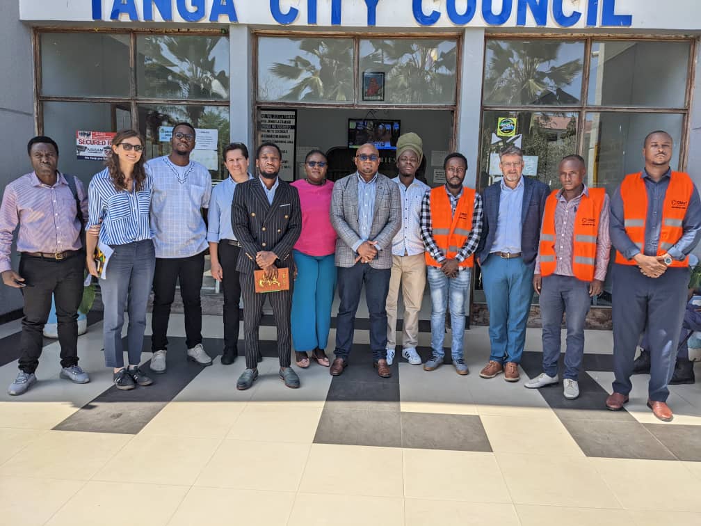 Org_OMaT's tweet photo. Great day with @WBTanzania  as they paid a visit to Tanga city to have an open discussion with @Org_OMaT, TCC Environmental and Community Developments department on how the Litter Mapping is influencing the locals' attitudes toward conservation with a focus on Litter to Ocean. https://t.co/GpU1urMw1H