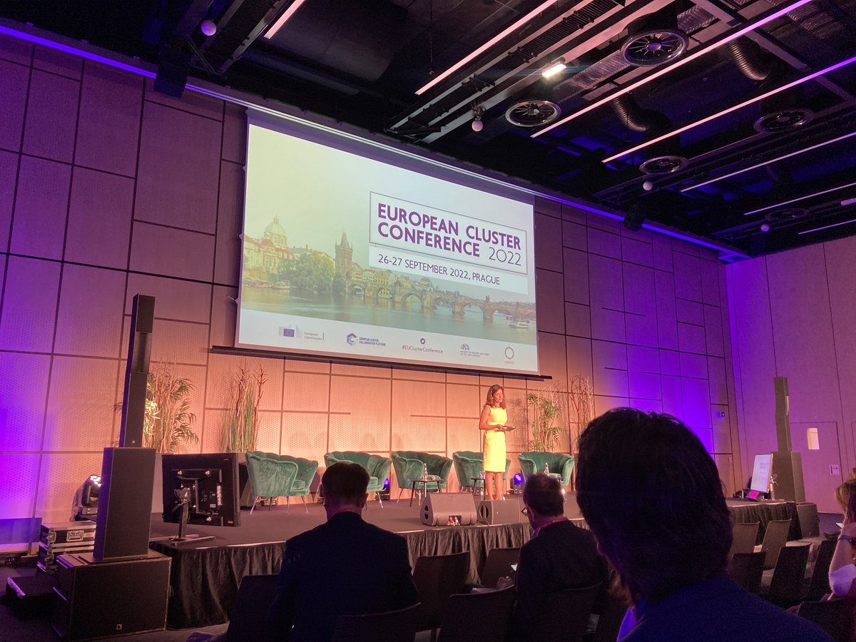 CaitMordan's tweet photo. Busy morning meeting clusters from across Europe to explore opportunities for @atimcluster members to collaborate and grow at the @Clusters_EU 8th conference in #Prague. Interesting afternoon in store as we discuss impact of EU clusters in supporting SMEs tackle challenges https://t.co/sS0lHwk0pF