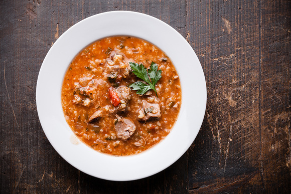 Charcho is probably the most famous Georgian soup. Delicate beef in combination with rice and tomato perfectly complements Georgian spices.
Super delicious with lavash or chachapuri. 

Order by phone - 669 559 061. From 150 zł - free delivery!

#gogicz, #kharcho, #gogiczpolska,