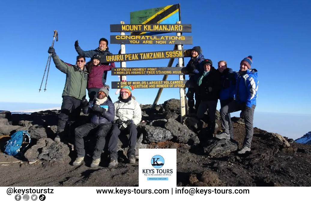 keystourstz's tweet photo. The view from the top of a tallest free standing mountain in the world is breathtaking!
@keystourstz 
#Climbers #MtKilimanjaro #Tanzania #adventure #AdventureTime #hiking #Travel #Adventuretips https://t.co/A7IPCmJLcQ