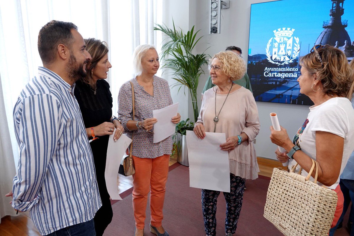MercedesGarcaG7's tweet photo. 🦼👵🏻 En #ServiciosSociales hemos preparado una amplia programación para asegurarnos de que nuestras ferias de #Mayores y de Entidades de Discapacidad #Inclusiones sean todo un éxito‼️

🗓#Inclusiones será del 28 al 30 de octubre. 

🗓#FeriaDeMayores del 4 al 6 de noviembre. https://t.co/BguQylRwwJ