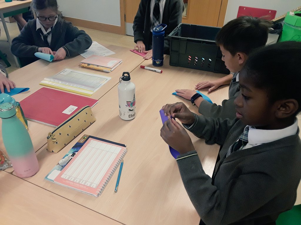 headatashbridge's tweet image. Today was the first session of our new Origami Club, organised and led by our School Leaders who did a brilliant job...today we made a penguin!