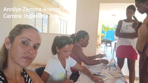 1Vicerrectora's tweet photo. La @universidad_um presente en el proceso del referendo constitucional del #CodigoDeLasFamilias en todos los municipios de la provincia. https://t.co/iZj6fKFOtb