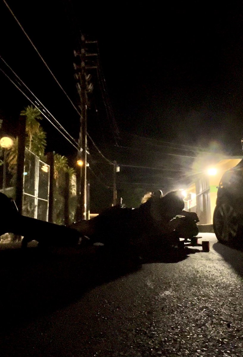claireruf100's tweet photo. This girl>>> laying in the middle of a one way street at 1am bc we had to stop from dying of laughter while skating back to my place https://t.co/il6kb5Ijah