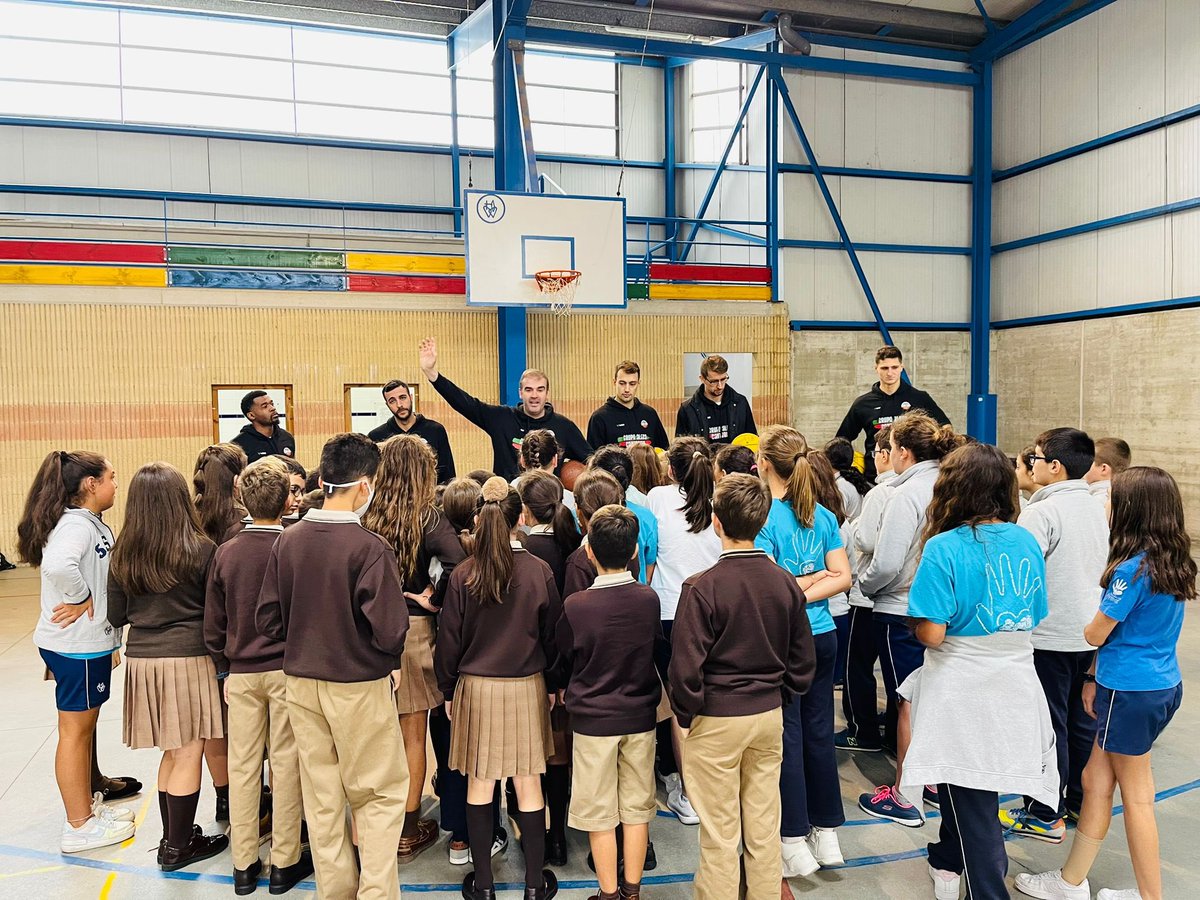 Colegio Sagrados Corazones Torrelavega tweet media