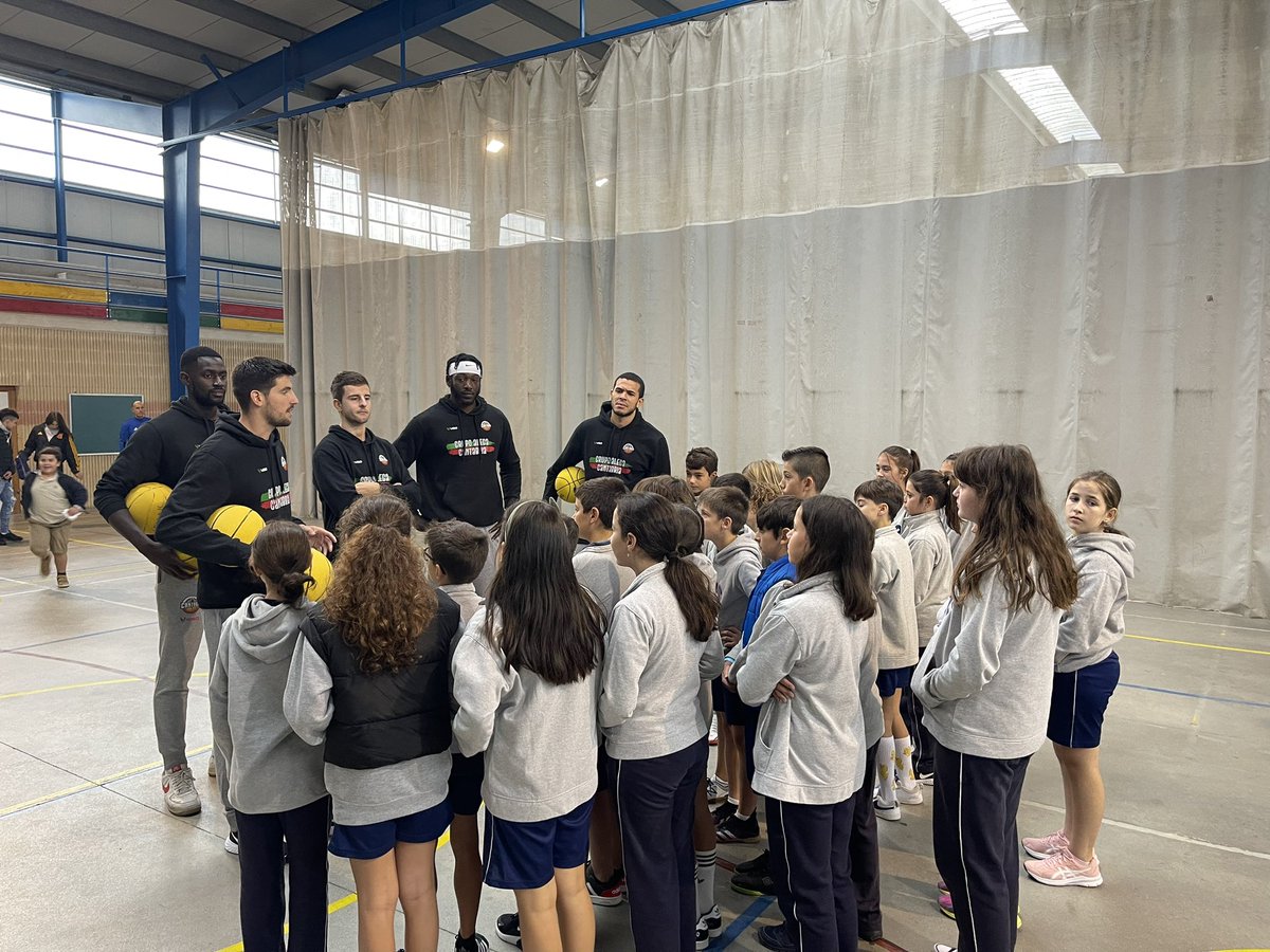 Colegio Sagrados Corazones Torrelavega tweet media