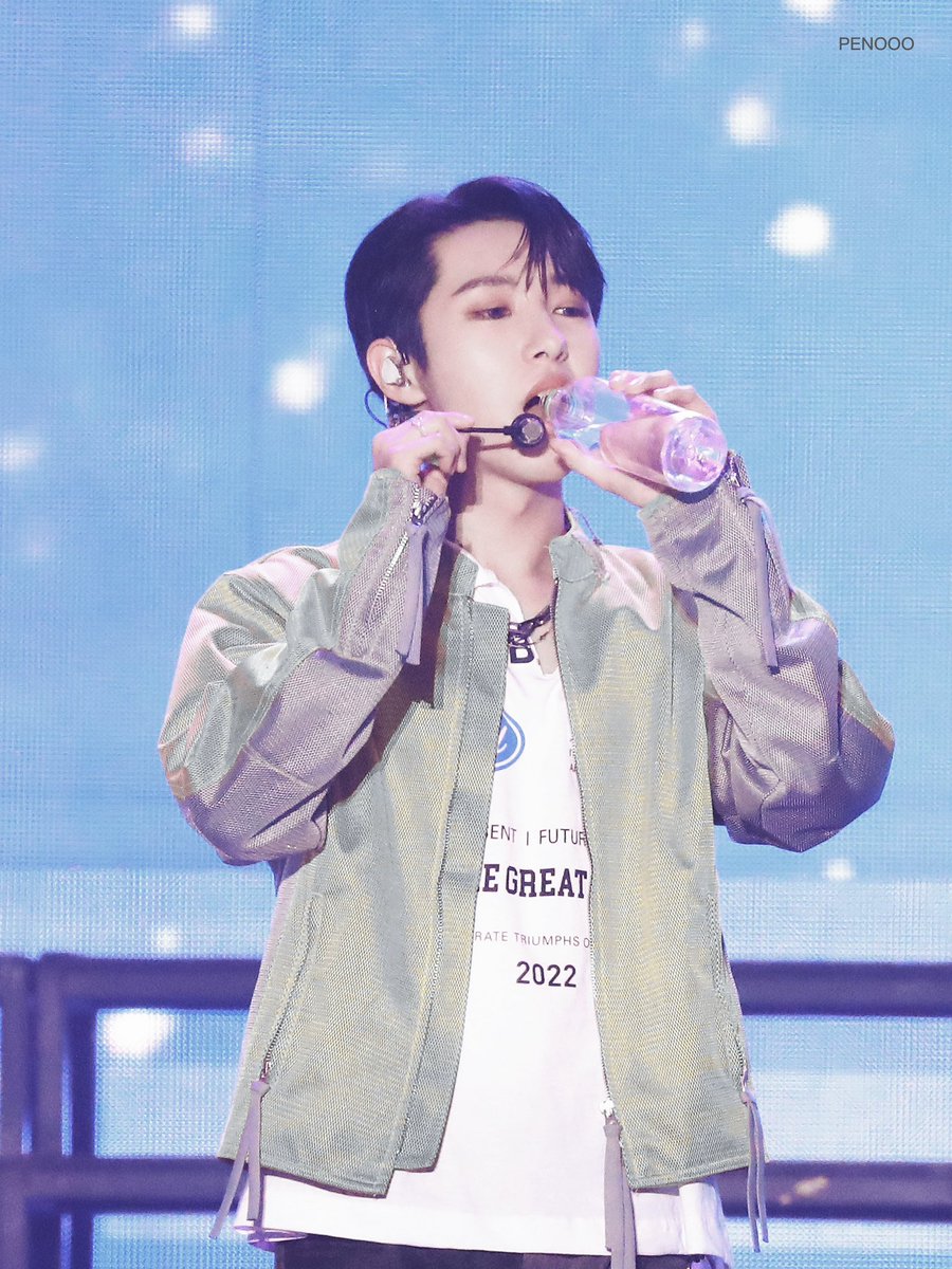 penooo_'s tweet photo. #RENJUN #런쥔 https://t.co/Gm5f9J11Wj