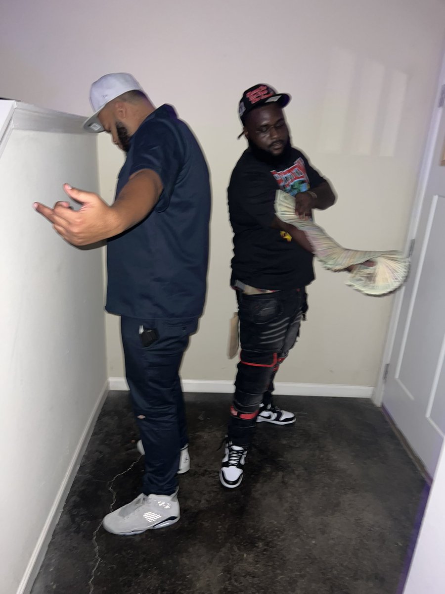DRUGFREERO's tweet photo. Members 🔥 https://t.co/Kq1h23g9nV