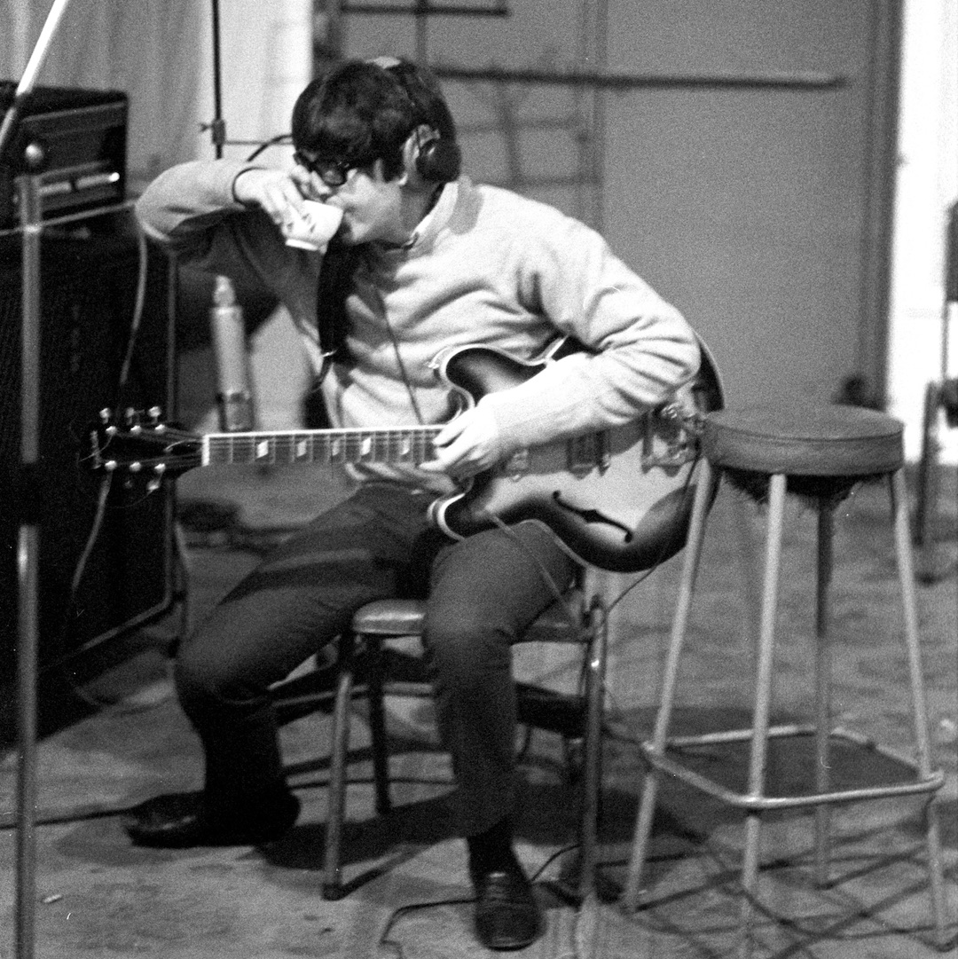 Paul, during a Revolver recording session. 1966. ⁠
⁠
#TheBeatlesRevolver⁠
