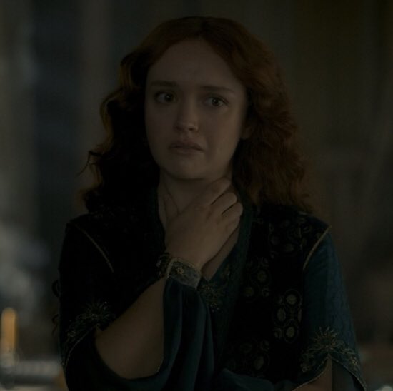 drcheekymonkey1's tweet photo. I think somewhat forgot that when you play the game of thrones you win or you die…  #HouseoftheDragon https://t.co/JbhkMICHOr