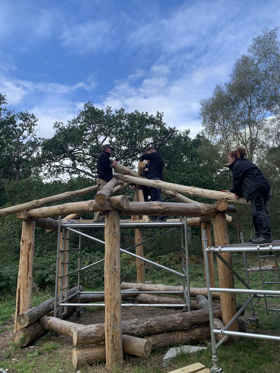 hillholtwood's tweet photo. The reciprocal roof has gone on today on our #RebuildInNature project. Get in touch if you would like to get involved @ShineLincs @heartoflincs https://t.co/8YHTS445rh