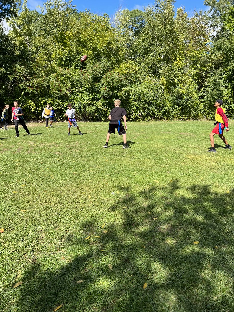 MarshPhysicalEd's tweet photo. Our Flag Football/Indoor Soccer Unit is off to a great start! We are covering objectives 2 and 3 this week. 🏈⚽️🦅 https://t.co/tSx1UiuA7X