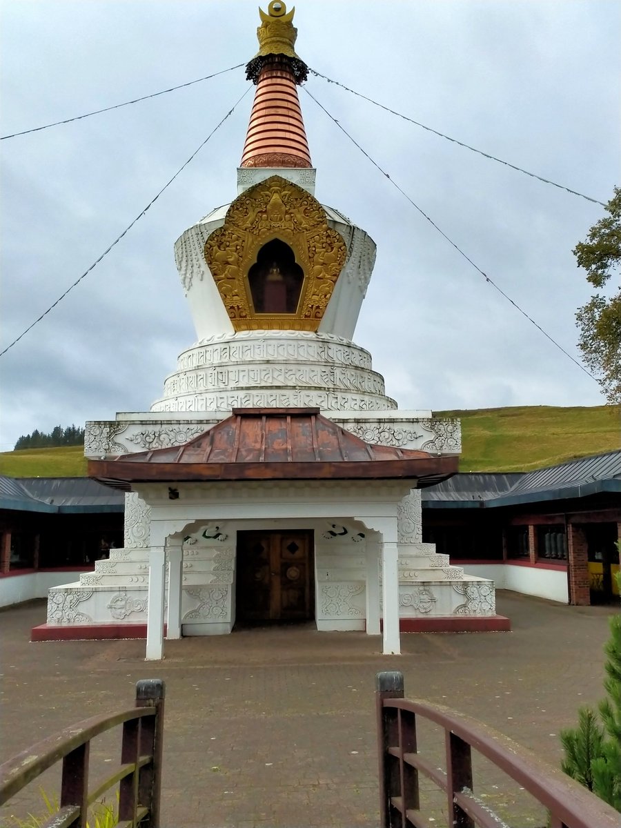 andrewmcminn's tweet photo. Yesterday went round the Buddhist centre just outside Langholm
https://t.co/ZMB26jtYX4 https://t.co/mDFFuDBH9v