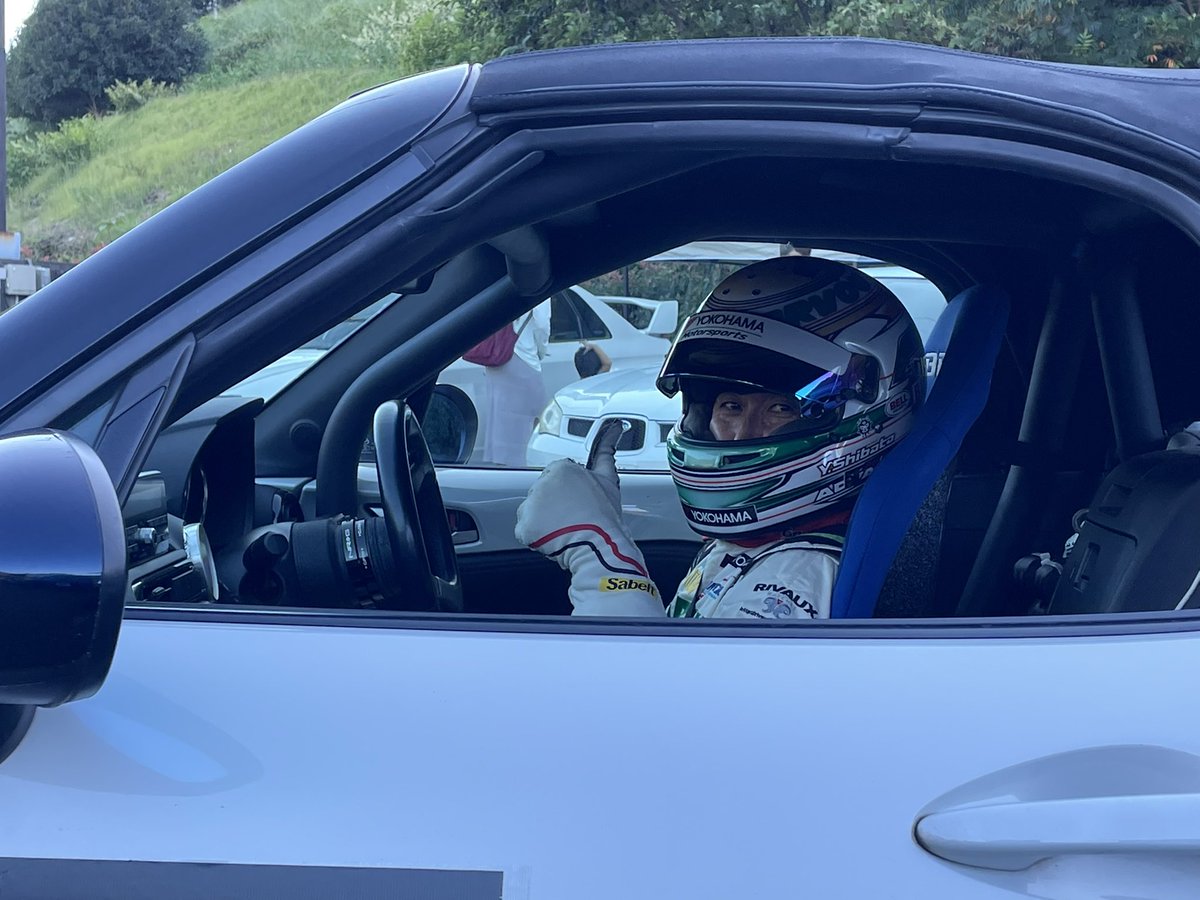 カートレースで柴田選手と一緒に走れたのは本当にいい経験をさせてもらったと思う
めちゃくちゃ楽しかった

プロの方がどういう感想を持つのか気になるところだったのでNDにも乗っていただけて有意義な走行会だった

柴田選手、主催のRz-Factoryさん、運営のRUNCARの皆さん
ありがとうございました！！