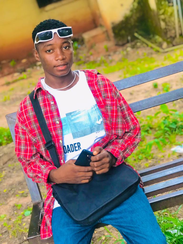 harmony_og's tweet image. Single and searching
Am 19