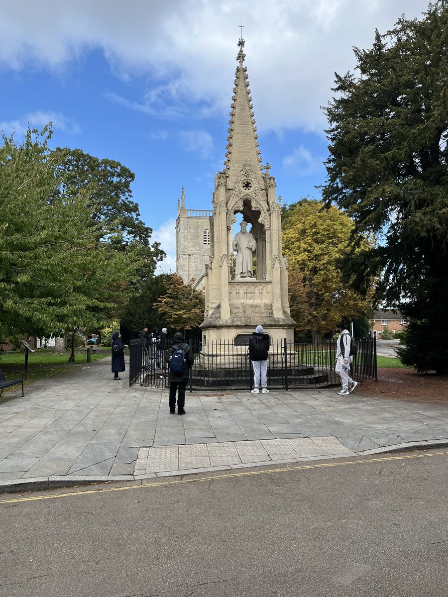 RDeeSCA's tweet photo. Yr12 Tourism students exploring Gloucester and interviewing staff from the tourist board. @ShirelandSixth @LoxtonSca https://t.co/s7embWbzHh