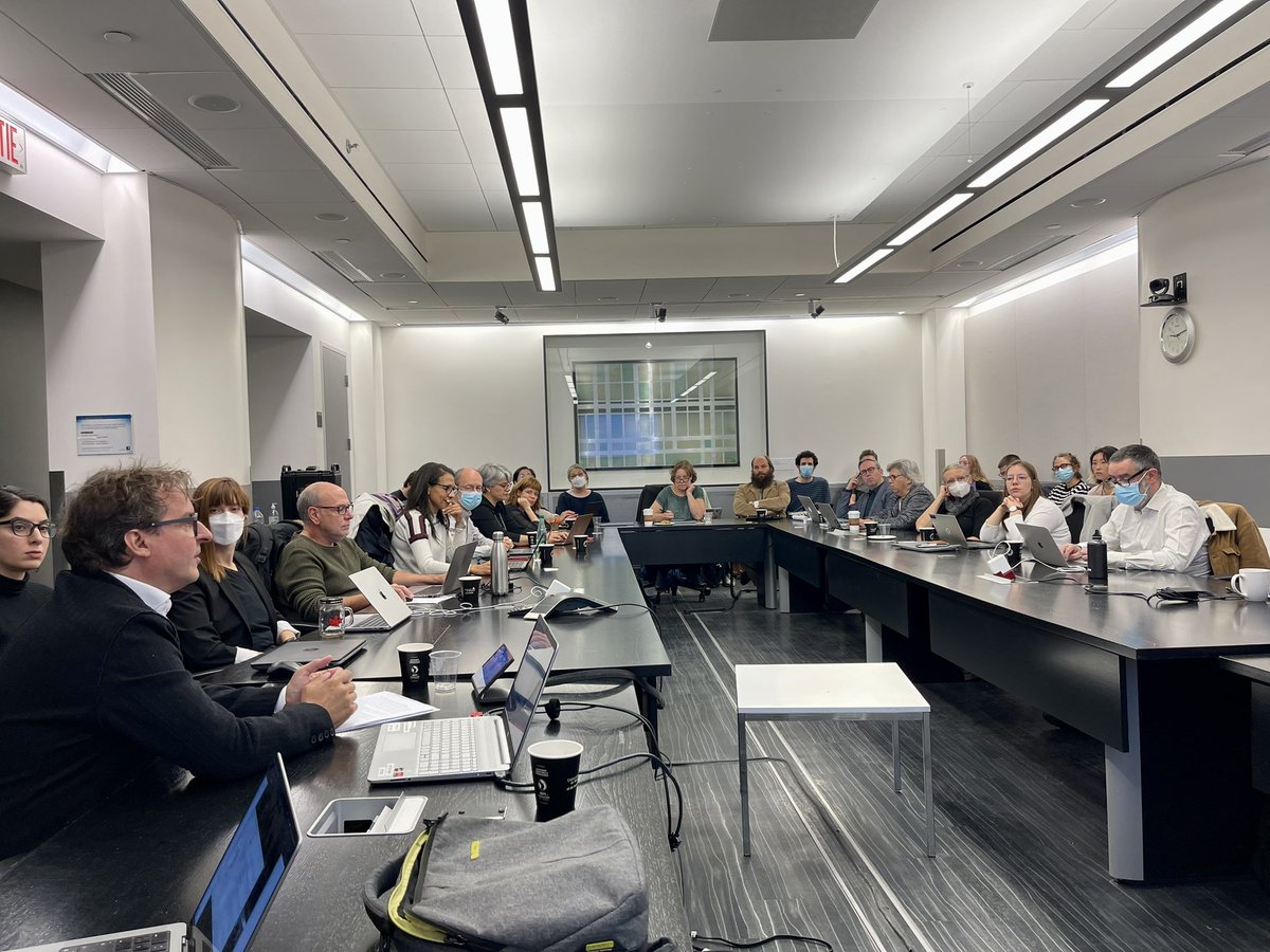 Andrea Del Lungo ouvre notre atelier de deux jours sur les éditions critiques en contexte numérique subventionné par le <a href="/CRSH_SSHRC/">CRSH</a> , <a href="/FRQSC/">FRQ - secteur Société et culture</a> , la <a href="/UMontreal/">Université de Montréal</a> et le <a href="/crihunum/">CRIHN</a> — 14 conférenciers internationaux au carrefour <a href="/FASNouvelles/">FAS-UMontréal</a>