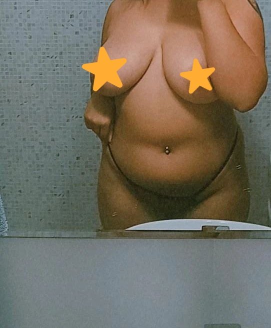 evilmuse06's tweet photo. Esperando algum safadinh comprar meus packs 😘💖🥵
#comedor #comprarpack #Packs #PINTOSAWARDS #privacy #PEITOAWARDS https://t.co/bNITwGpSod