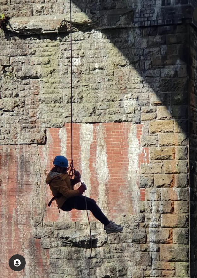 Abseiling Derbyshire tweet media