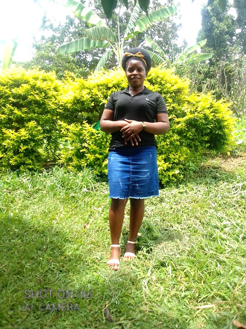 AbrahamMutungi's tweet photo. @LoungeDiamonds @kamaroma22 Katusiime rebecce https://t.co/Dqy2E0ecTc