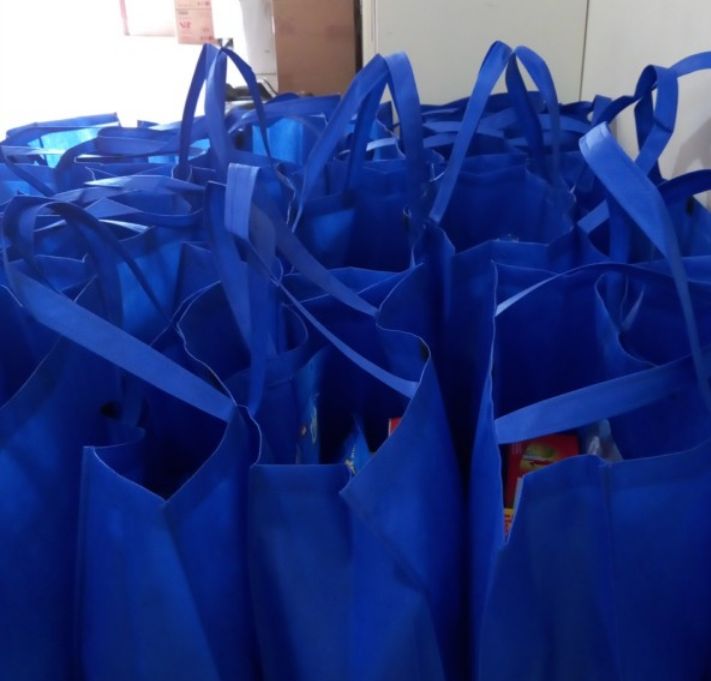 akang_De's tweet image. Promo lagi ...
Tas kain spunbond ukuran besar. Proses dijahit, bukan dipress. Cocok buat belanja ke pasar.

#taskain #spunbond #goodiebag