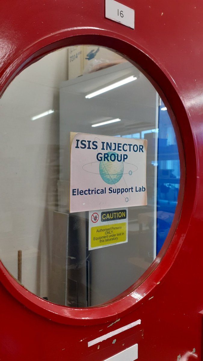 RDscience's tweet photo. Just had my flu jab at work. In the room opposite to this one... 🤔
Did I get a vaccine or some @isisneutronmuon protons?! https://t.co/9S2lekJAPH