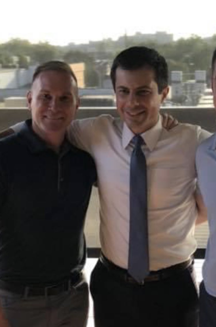 FlueyKung's tweet photo. @RokerGlasses Remember when Pete came to Louisville to hang with a rapist?  Good times. 

#NowhereBar https://t.co/ibM1gr6fK1