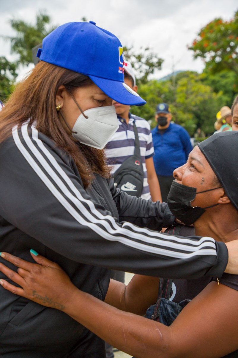 La 🅰️lcaldesa  Carmen Meléndez Felicitó a quienes han hecho posible este bonito tiempo de recreación y aprendizaje para nuestras niñ<a href="/s/">『S』</a> y jóvenes.
Durante 14 años se ha venido desarrollando el Plan Vacacional Comunitario y lo seguiremos manteniendo y fortaleciendo en el tiempo.
