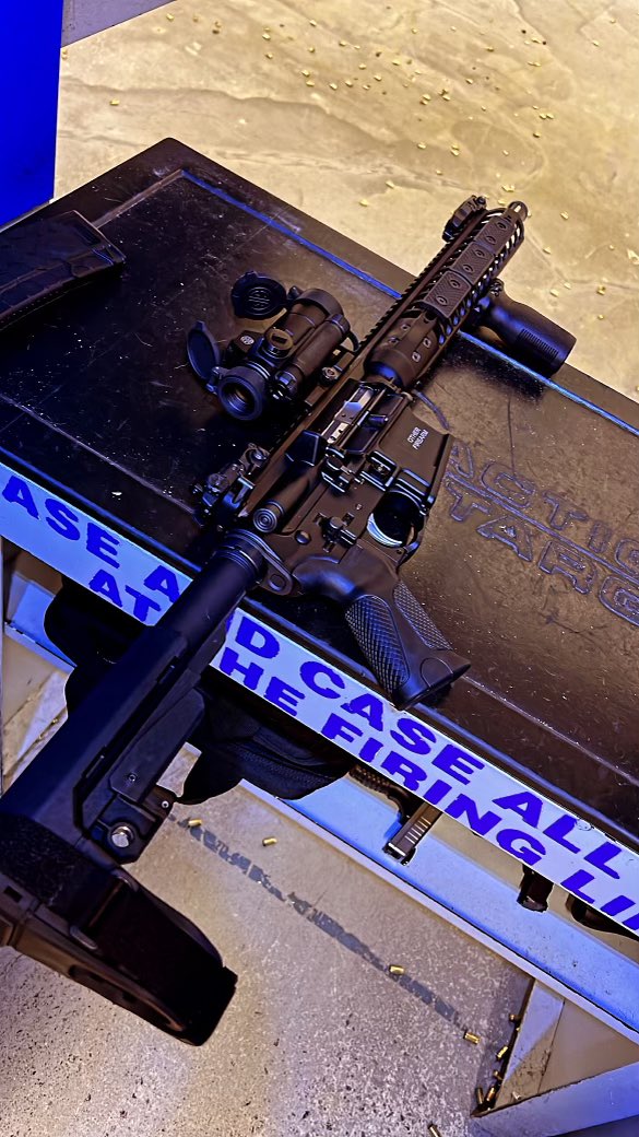 OmarKhawatmi's tweet photo. #lwrc #other #556 #SigSauer #Romeo7 https://t.co/wTRCI0m0S8