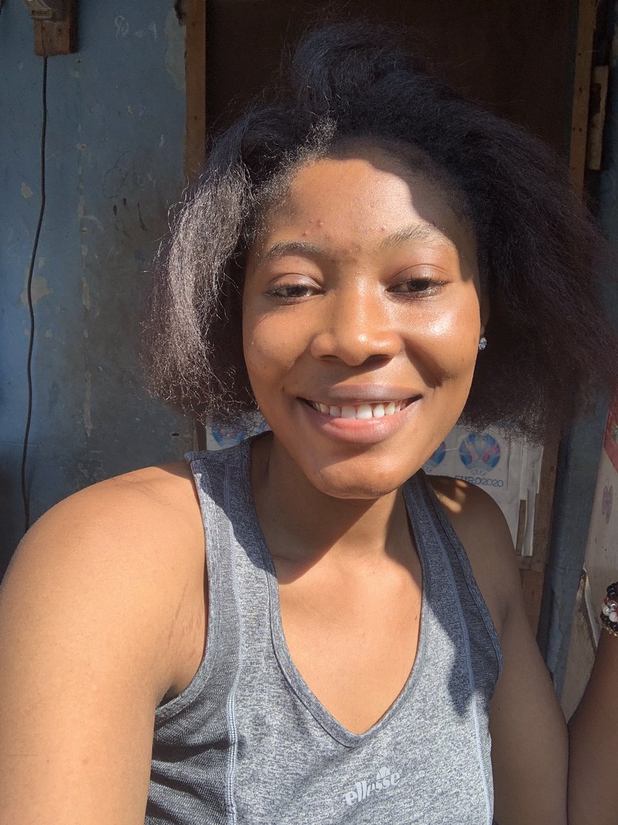 quinn_tee1's tweet photo. Face card🌝 Best in looking homeless 🥇 https://t.co/bncLXAKsxF