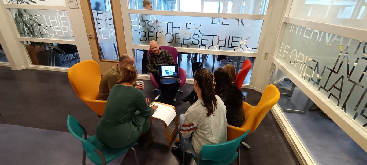 LFBWolvega's tweet photo. Vanmorgen #Training gegeven aan studenten van #minor #LVB op @hanze over het #VN_verdrag voor mensen met een #beperking. Het was een erg gemotiveerde groep. Met werkervaring. We vonden  het een goede #masterclass  #sterk_in_onderwijs #Groningen @LFBAssen @jaapolthof https://t.co/Li66CNYK7w