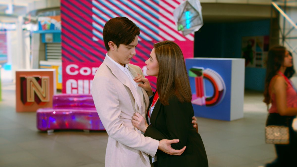 kapuso7updates's tweet image. Umani ng papuri ang first episode ng #StartUpPH at tinagurian ito ng maraming netizens bilang “Most Successful Philippine Adaptation in history”

Trending din nationwide ang #SUPHWorldPremiere Congratulations Asia’s Multimedia Star #ALDENRichards at Box Office Queen #BeaAlonzo