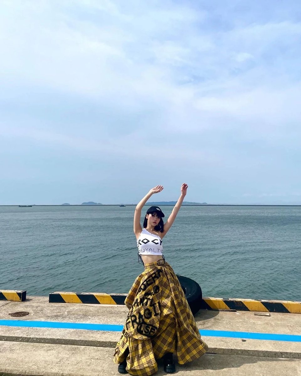 chaewoncloset's tweet photo. https://t.co/IgklZlriBh