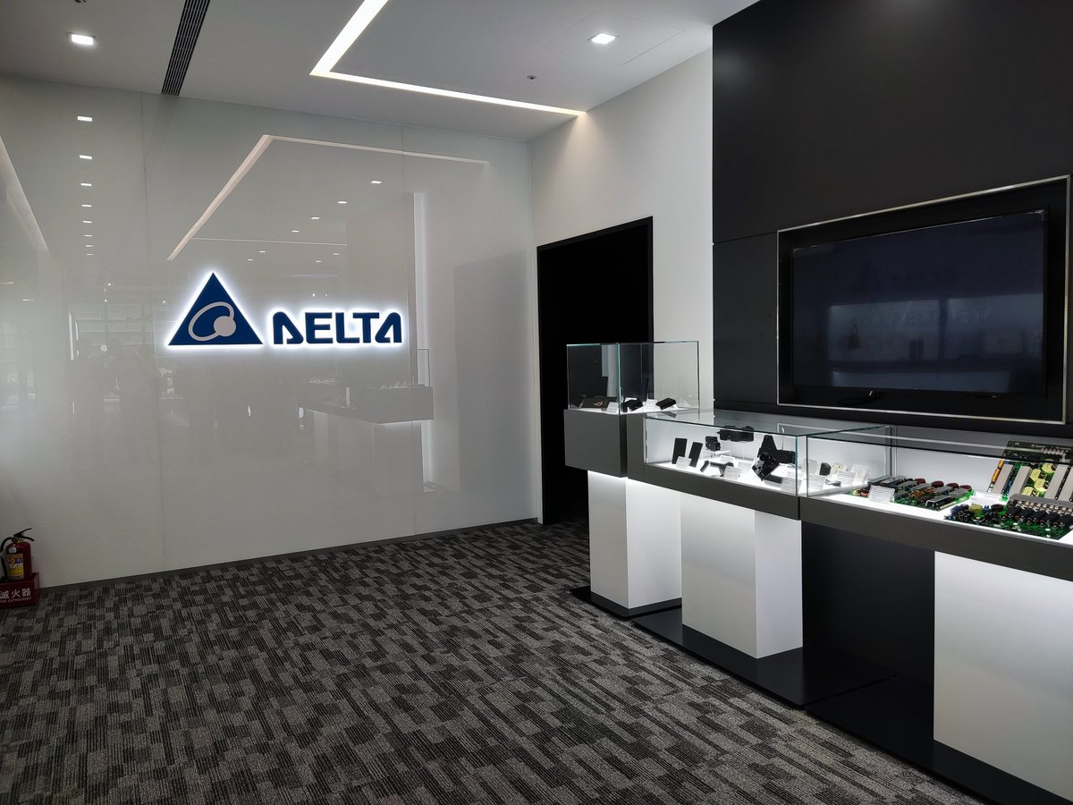 之前去台達電做企業參訪，見到了新世界，也很期待未來能順利為科技世界盡一份心力
<a href="/Metaarksnft/">MetaArks - Minting</a>  @queennft715  <a href="/WeArePlanetMojo/">Mojo AI 🌱</a> <a href="/Age_of_Mining/">Age of Mining</a> 
#MetaArks #SocialFi #GameFi #NFTs #Metaverse #mintsoon #29sept