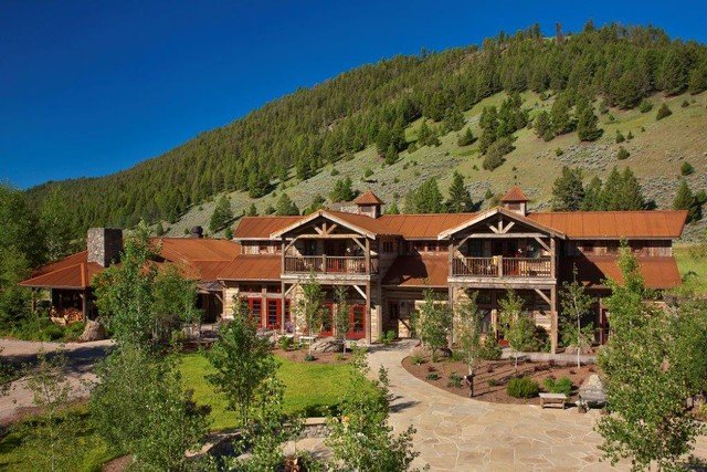 The Ranch at Rock Creek offers an array of rustic yet elegant accommodations, including nine luxury suites in The Granite Lodge, authentic log cabins and eight luxury canvas tents which are considered the definitive ranch “glamping” experience. ranchseeker.com/Search/TheRanc…