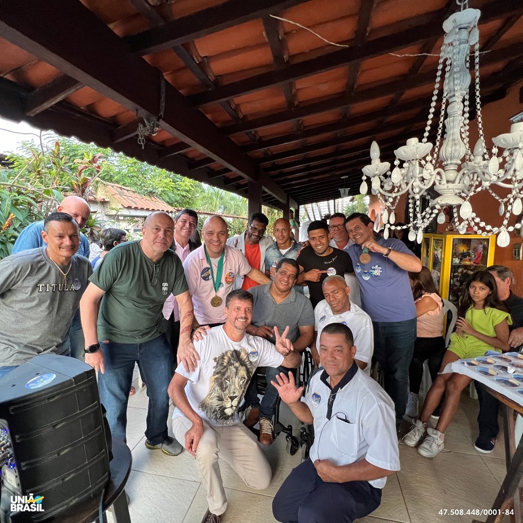 otavioleite's tweet photo. Tive uma reunião com atletas paralímpicos, acompanhado dos meus amigos @paralimpco  e @fredpachecorj. Conversamos sobre a importância da valorização do esporte e a luta em prol das pessoas com deficiência. Contem comigo! https://t.co/JsA25mt9O0