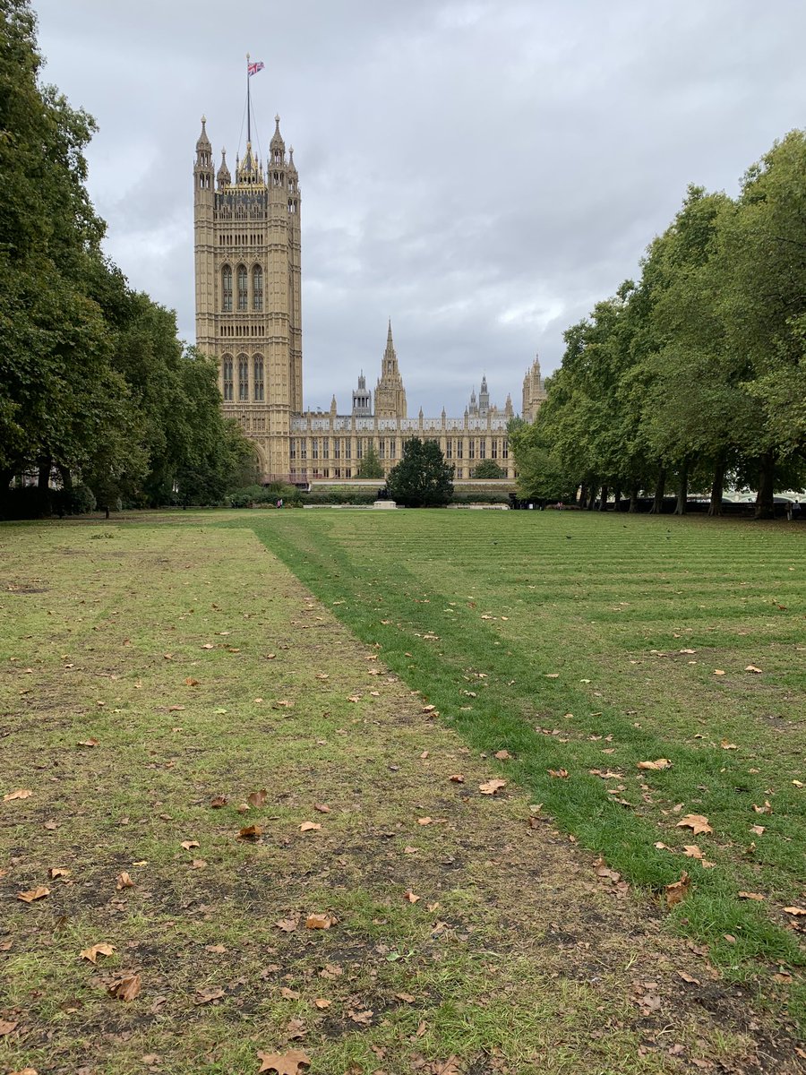 gethinsinflight's tweet photo. One week on and this is what’s left of The Queue. You can see the rows indented into the grass on the right hand side where mourners were queuing before entering the Palace of Westminster at the far end. It’s hard to believe that this site was a hive of activity. #HMElizabethII https://t.co/DTa8azCc49