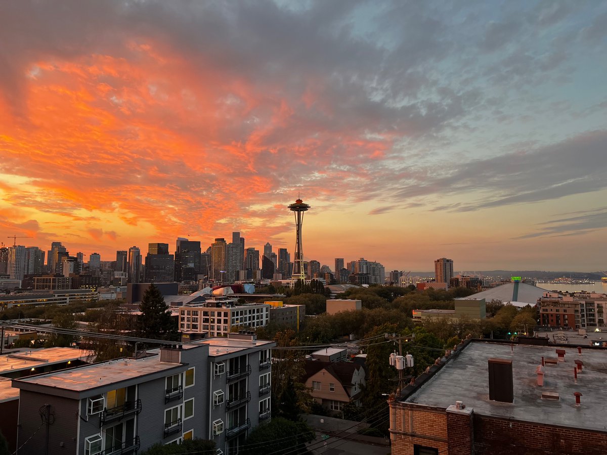 polkiewicz's tweet photo. @KSeattleWeather https://t.co/LskzX1Hx9c