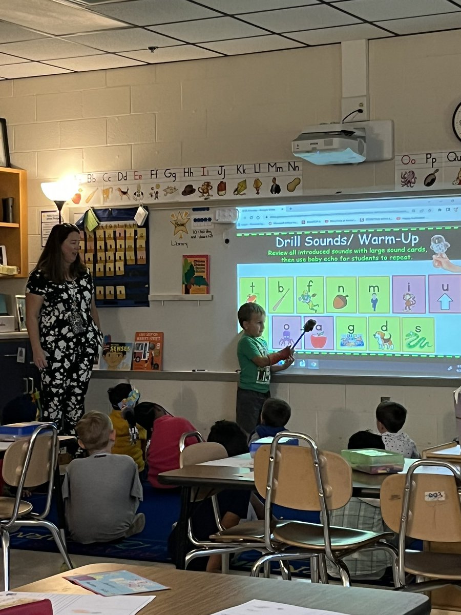 Don’t you wish your teacher was this cute? I love that our Fundations curriculum gives students the opportunity to take ownership of their learning. #SumnerAchieves <a href="/VSEsuperstars1/">VSE@superstars</a> <a href="/bussery17/">Brittany Ussery</a> <a href="/Thurman7Jessica/">Jessica Adams</a> <a href="/jshelton1984/">Joshua Shelton, Ed.D.</a>