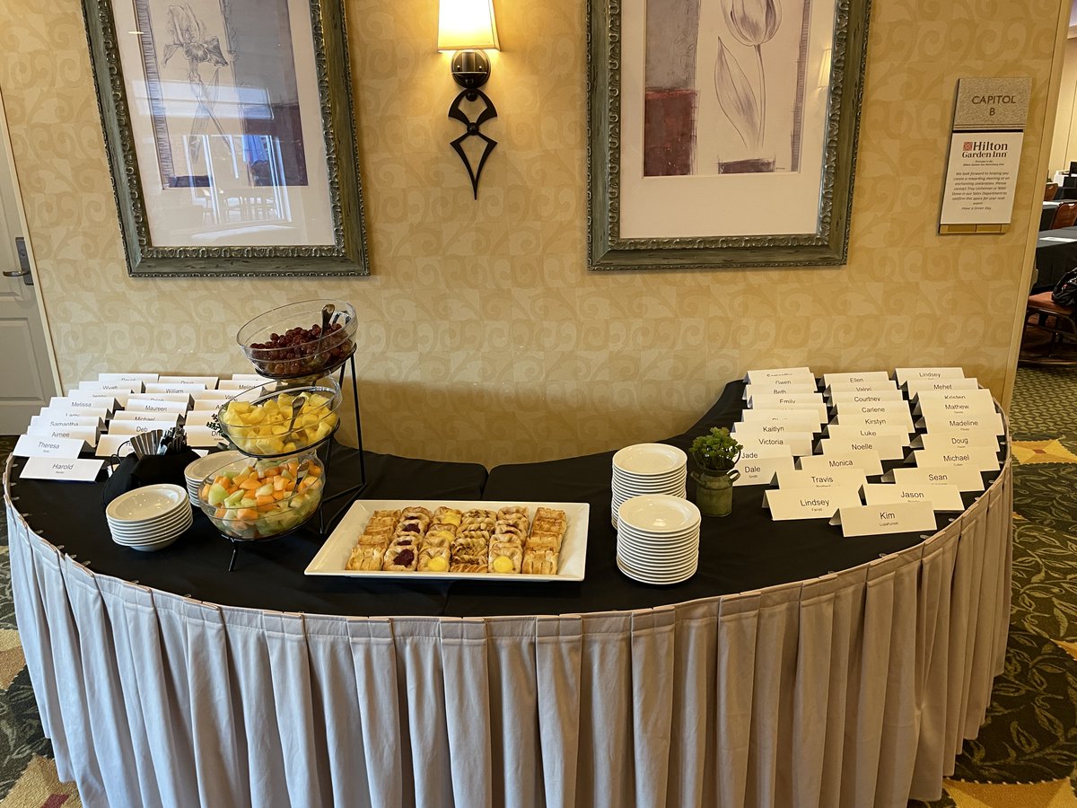 SchieberSales's tweet photo. Great day for #salestraining and #Designtrends https://t.co/kq6OJu9LZ9