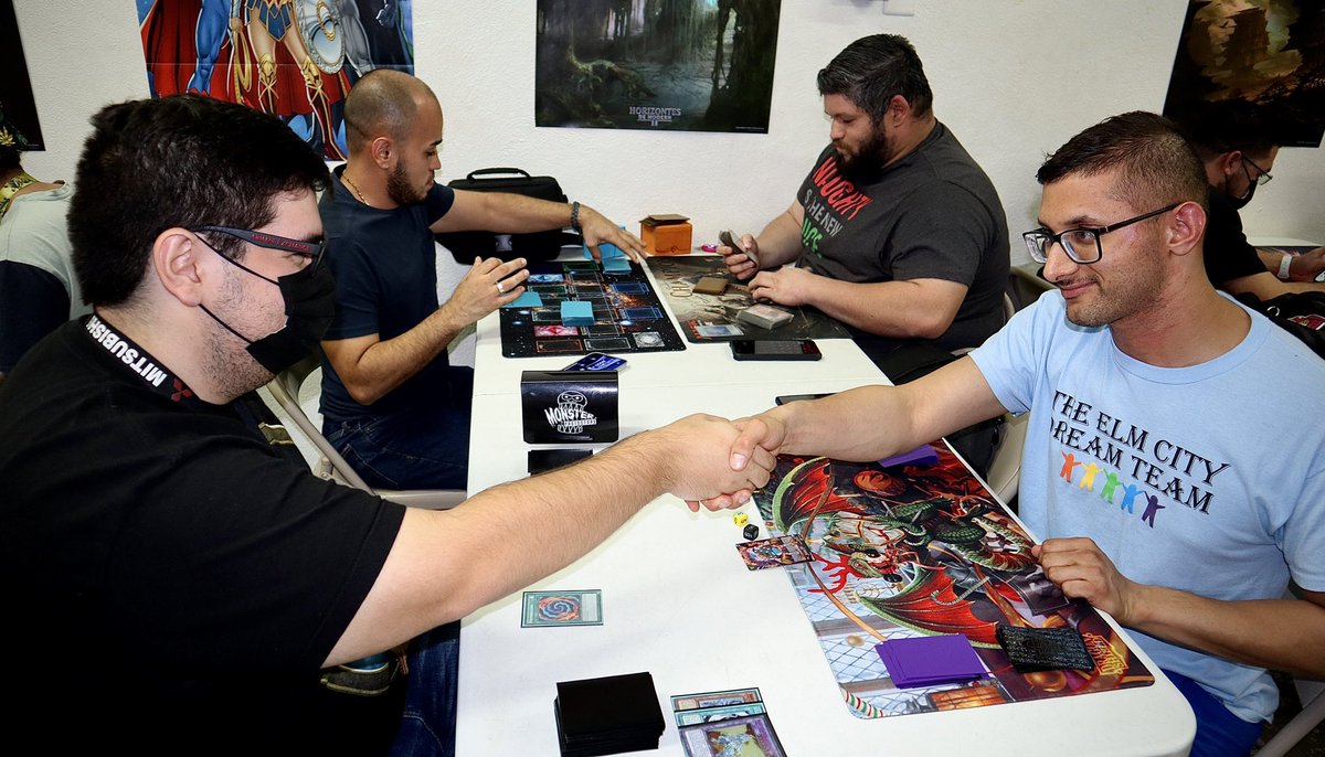 yugi__101's tweet photo. 𝙸𝚝𝚜 𝚃𝚒𝚖𝚎 𝚝𝚘 𝙳𝚞𝚎𝚕‼️
📸@ZeroCrisz 

#yugi101 #yugioh #yugiohcards #yugiohgame #yugiohfan #masterduel #konami #tradingcards https://t.co/eEADFY4ISf