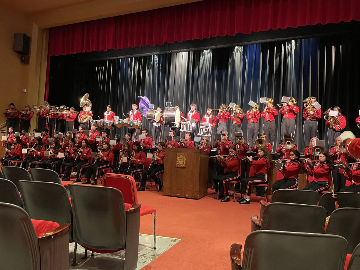 d86music's tweet photo. London presentation for HCHS band invitation to London! @HCBandDirector @ThisIsHCHS https://t.co/aydko58sr7