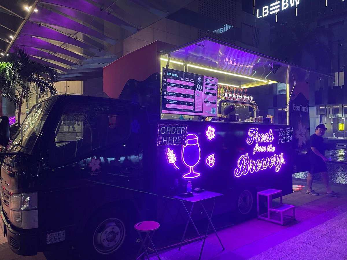 やっとこれた!!!外も涼しいし、仕事終わりの1杯(1杯では終わらなかったけど)、最高🙌🙌🙌