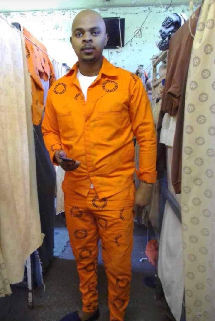 BeefWithMeForev's tweet image. Okes who is sowing these fits?!😭😭