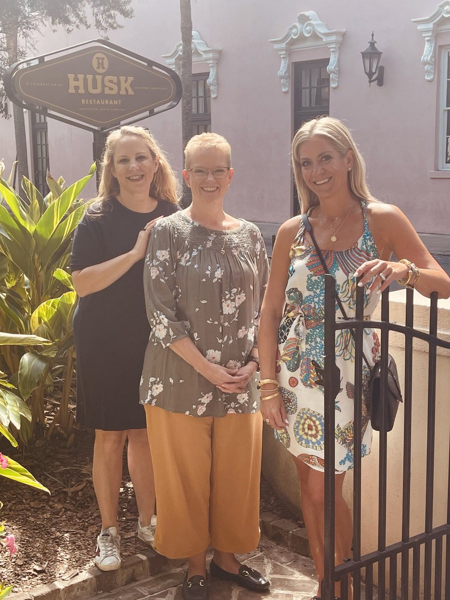 🎂 Happy Birthday <a href="/Leigh_F_Cook/">Leigh F. Cook</a> 🥳 Leigh is a SHINING star and epitome of “servant leader” <a href="/KellerISD/">Keller Schools</a>. The passion she has for kids lights a fire under anyone she is around. So grateful to call her my dear friend. ❤️ #OneStarfishataTime