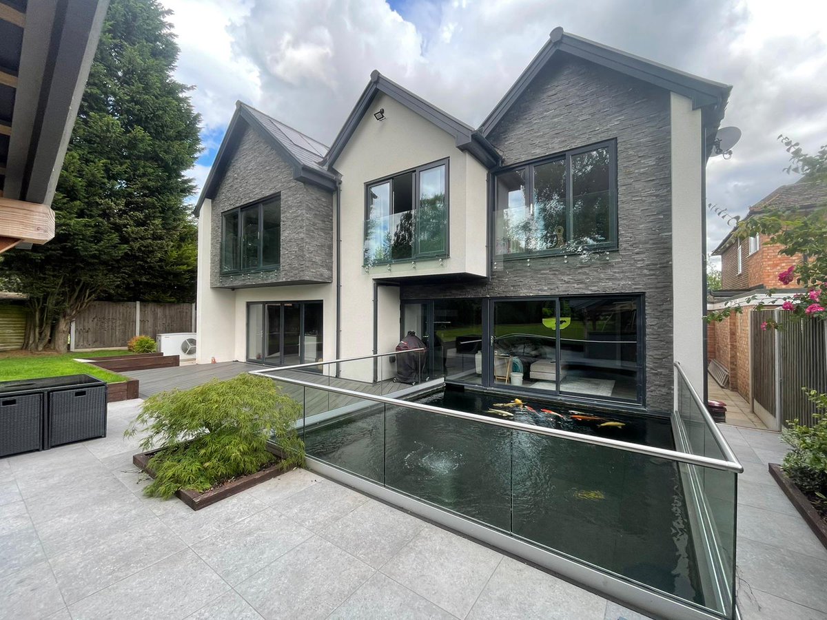 Another faultless heat pump installation.
@stiebeleltronuk
Total Nrg ltd is proud to be part of this high-end newbuild project.
Always love to see the end result.
total-nrg.co.uk
 #heatpump #airsource #newbuild #project #property #highend #teamwork #stiebeleltron