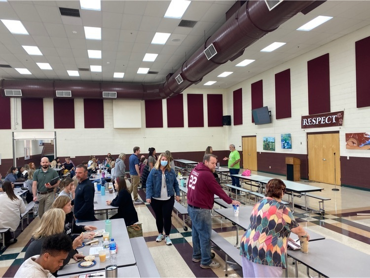 Dupo196's tweet photo. Today, during Teacher’s Institute, our staff was treated to some wisdom from the one and only, Gerry Brooks! #education #DupoTigerPride #ProfessionalDevelopment https://t.co/iI62zBTxI7