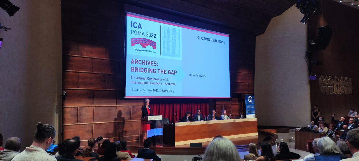 #History
Fantástico  #ICARoma2022 

<a href="/ICArchiv/">ICA - International Council on Archives</a> <a href="/culturagob/">Ministerio de Cultura</a>