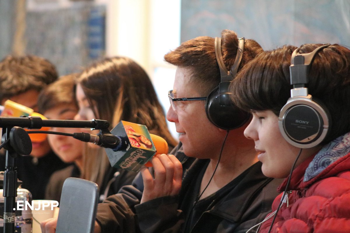 enjpp_edu's tweet image. 📖 El viernes la comunidad de la Escuela Normal "Juan Pascual Pringles" (ENJPP), participó en la Maratón Nacional de Lectura, una propuesta de la Fundación Leer que incluyó diversas actividades culturales. 

Más información: bit.ly/3LHpUFi

#LaMixta #ENJPP  #Educación
