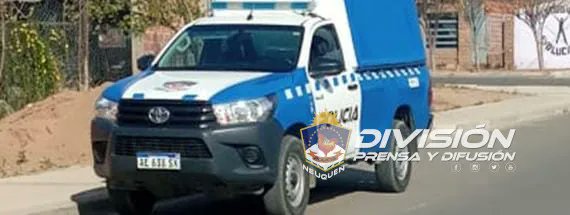 lavozdelneuquen's tweet photo. Cutral Co: demorados cuando intentaban ingresar a una vivienda 
https://t.co/oD8CmvyBJf
#policia #policiales #inseguridad #seguridad #demorados https://t.co/4mlZn5oswR